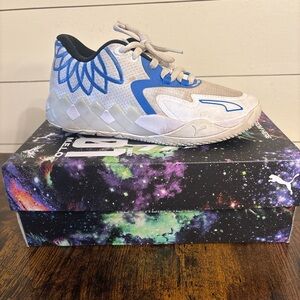 PUMA Kids Sneakers in Blue and White